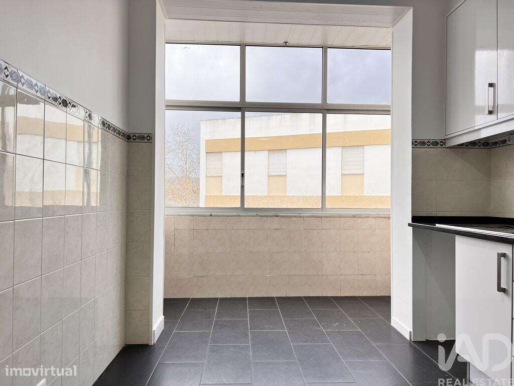 Apartamento T2 em Santa Maria, São Pedro E Matacães de 70,00 m2 - Grande imagem: 5/21