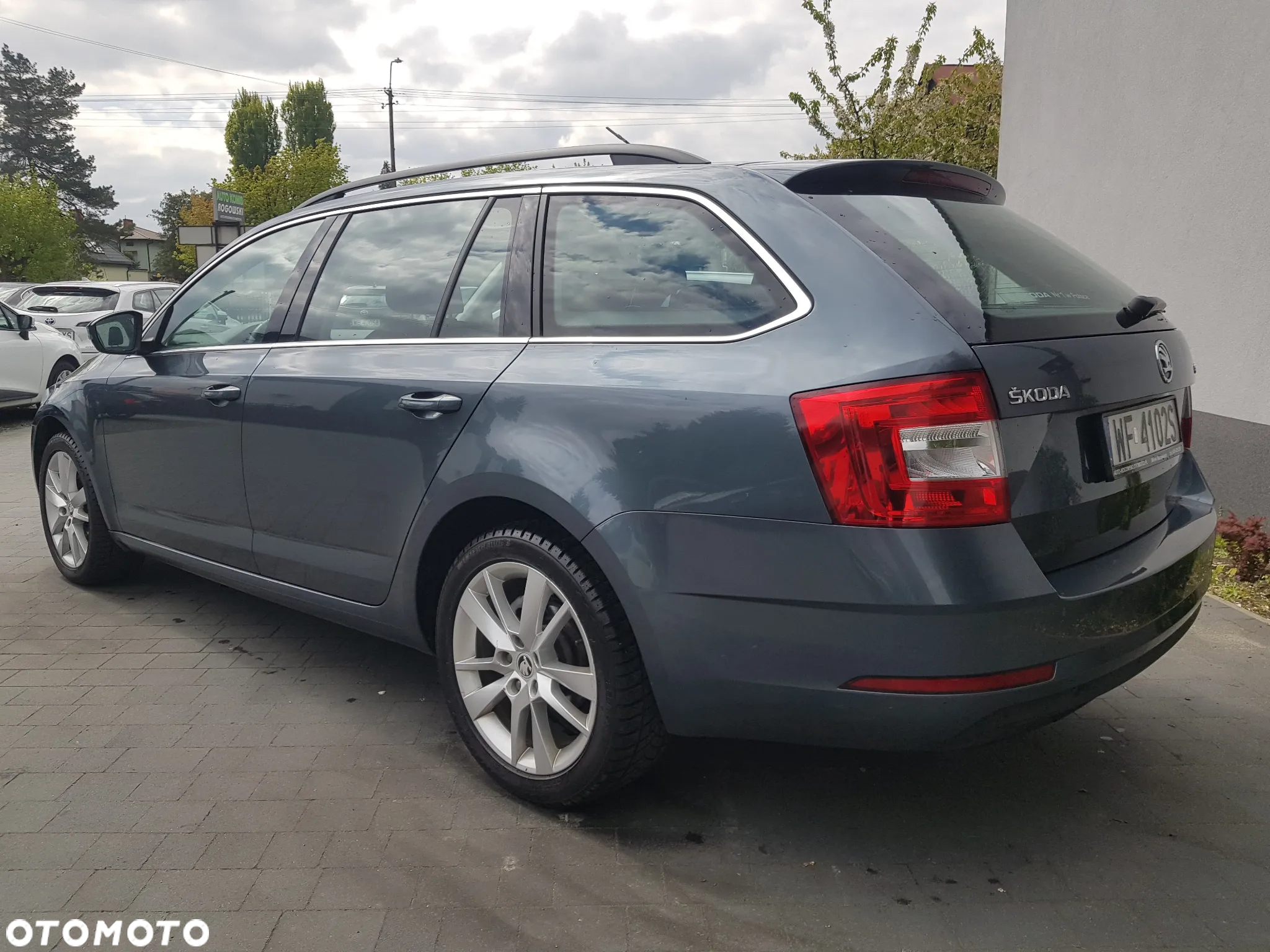 Skoda Octavia 2.0 TDI SCR Style DSG - 3