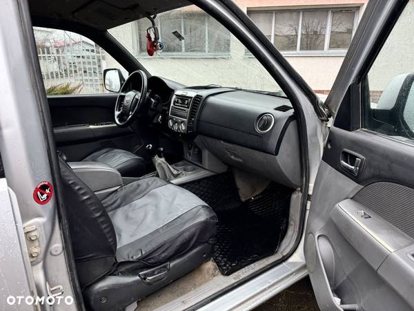 Mazda BT-50 - 12