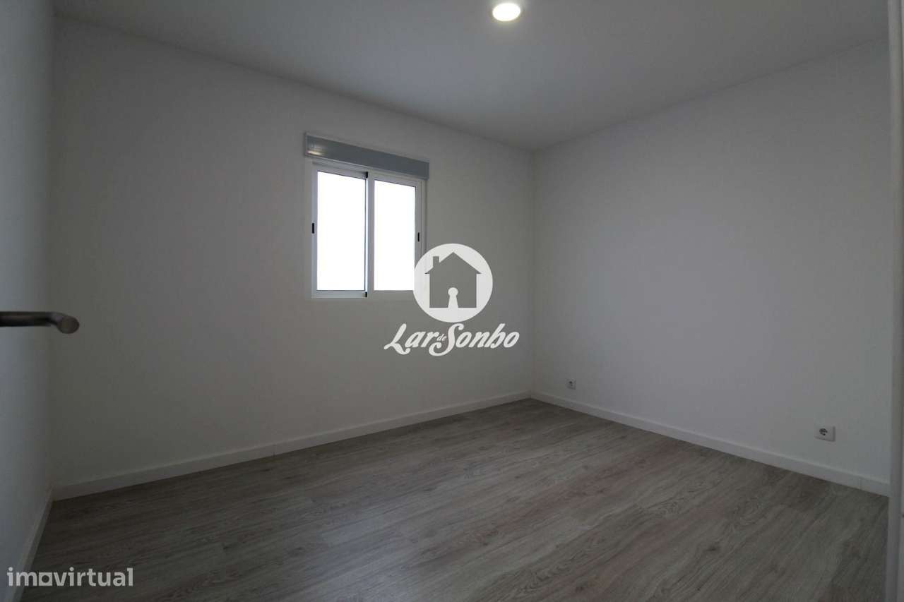 Moradia T2 em Barcelos - Grande imagem: 5/9