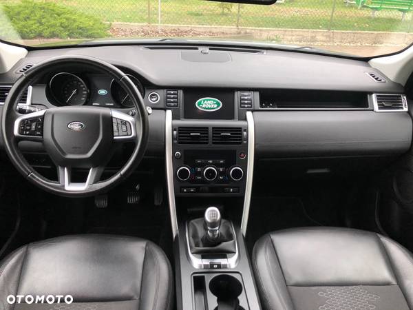 Land Rover Discovery Sport 2.0 D150 - 19