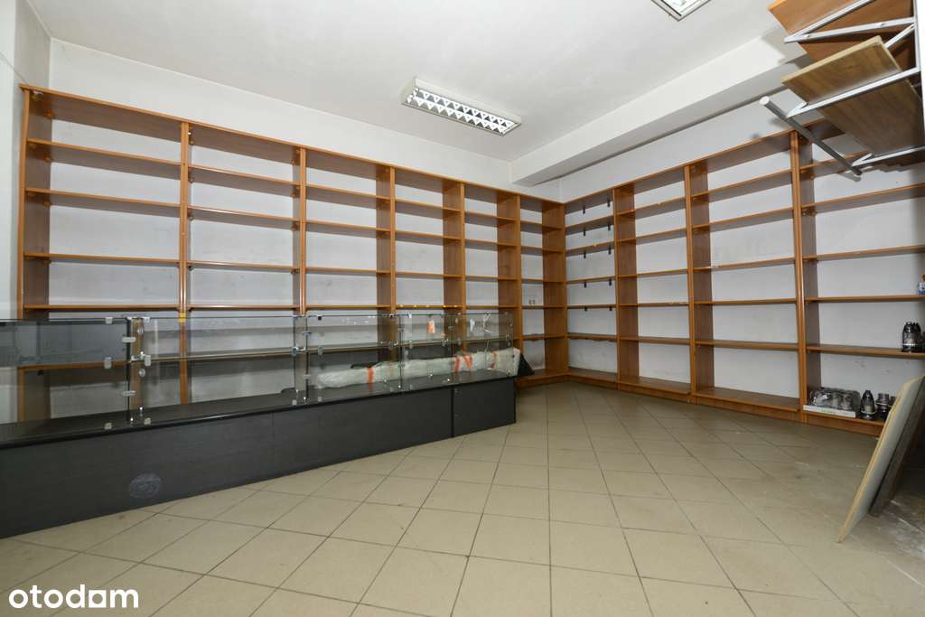 Budynek na sklep, usługi oraz mieszkanie-4