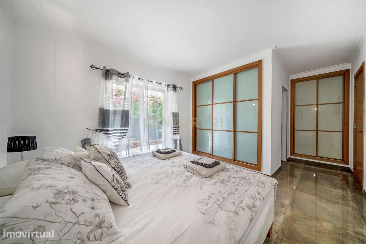 Moradia com 4 quartos, independente com piscina em Albufeira-33