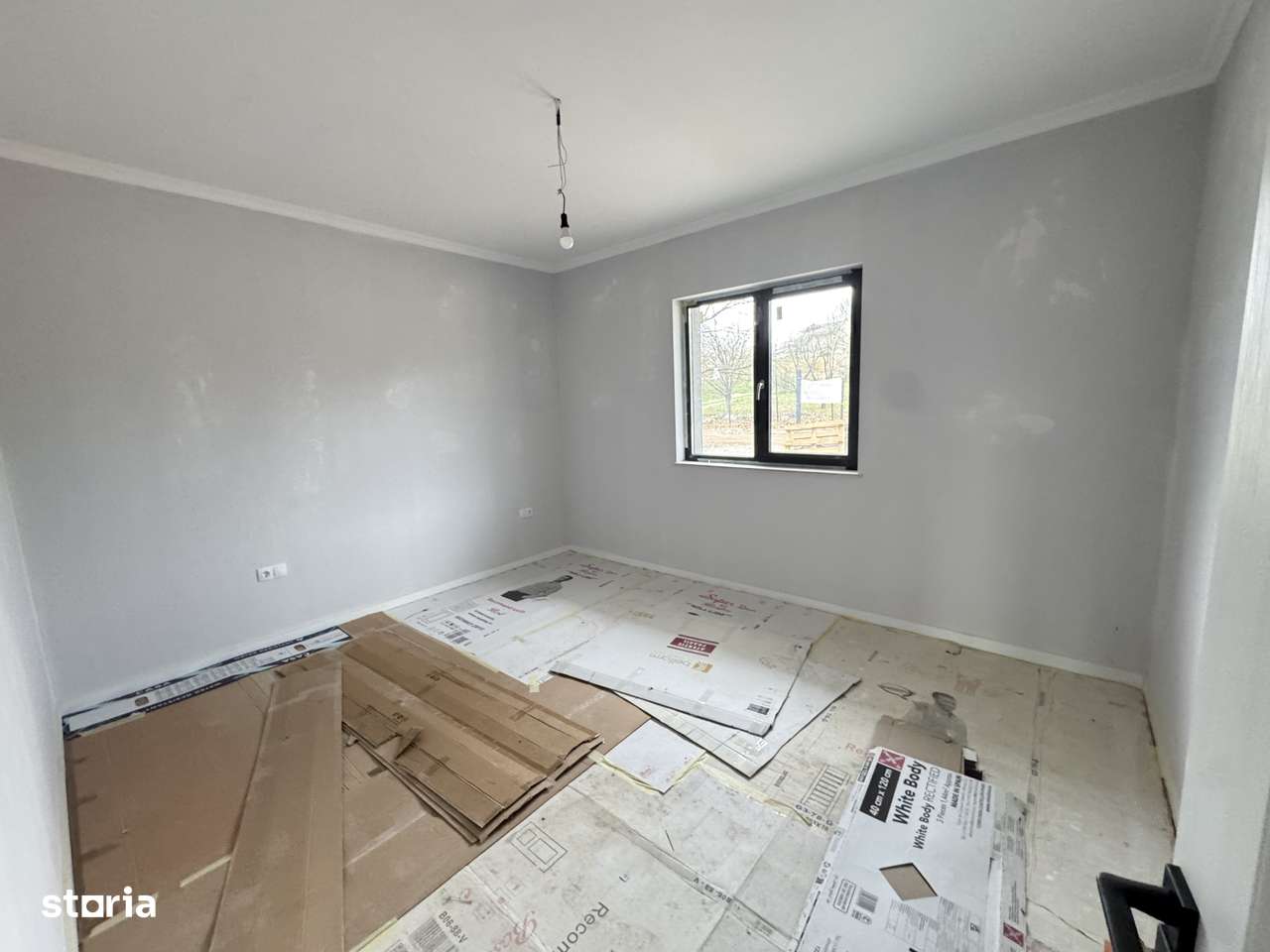 Casa pe un Nivel zona valea Rusului-10