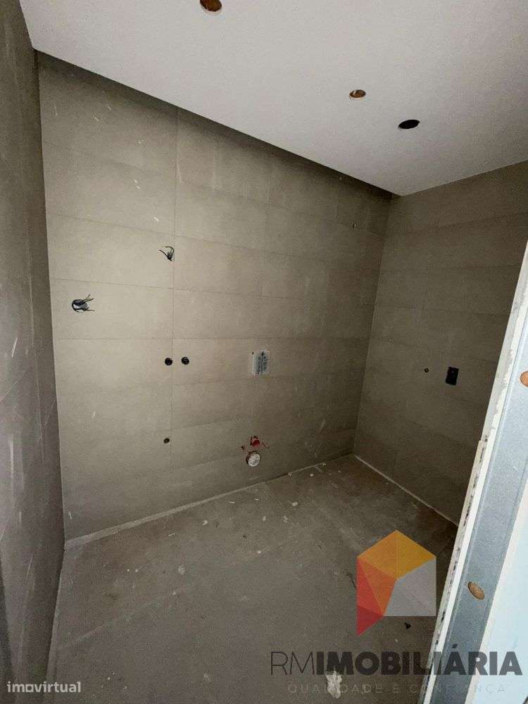 Apartamentos NOVOS T2+1 Costa Cabral-17