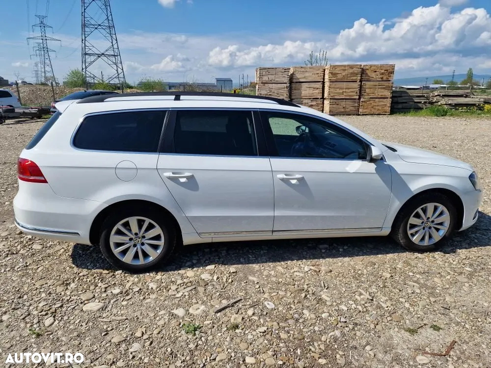 Volkswagen Passat Variant 2.0 TDI Blue TDI DSG Highline - 2