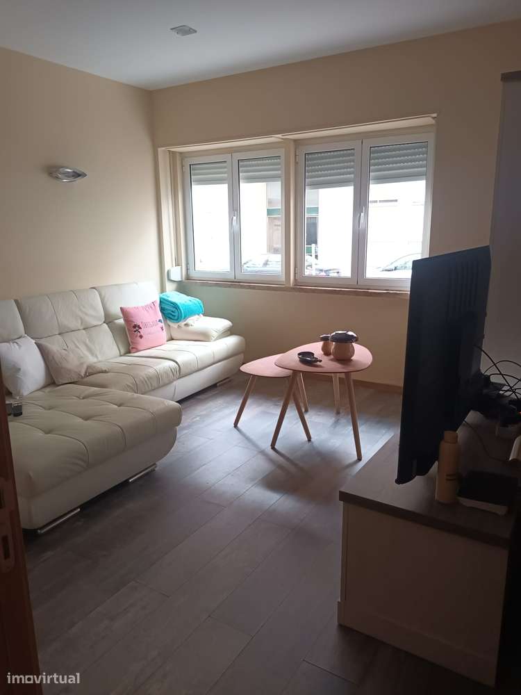 T1 Remodelado com logradouro Amadora-8