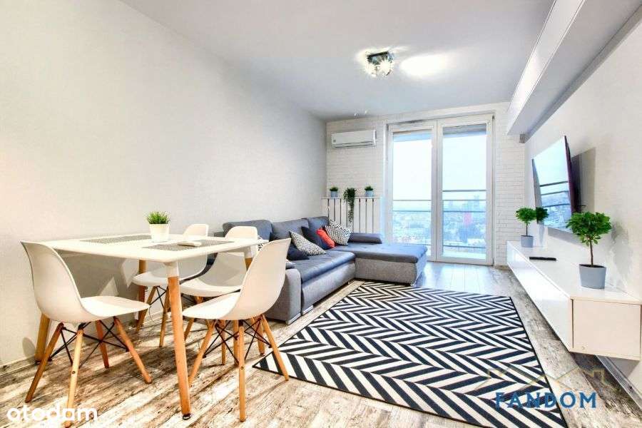 3 pokoje 55 m2 + Taras | Ul. Lubelska, Skyres-1