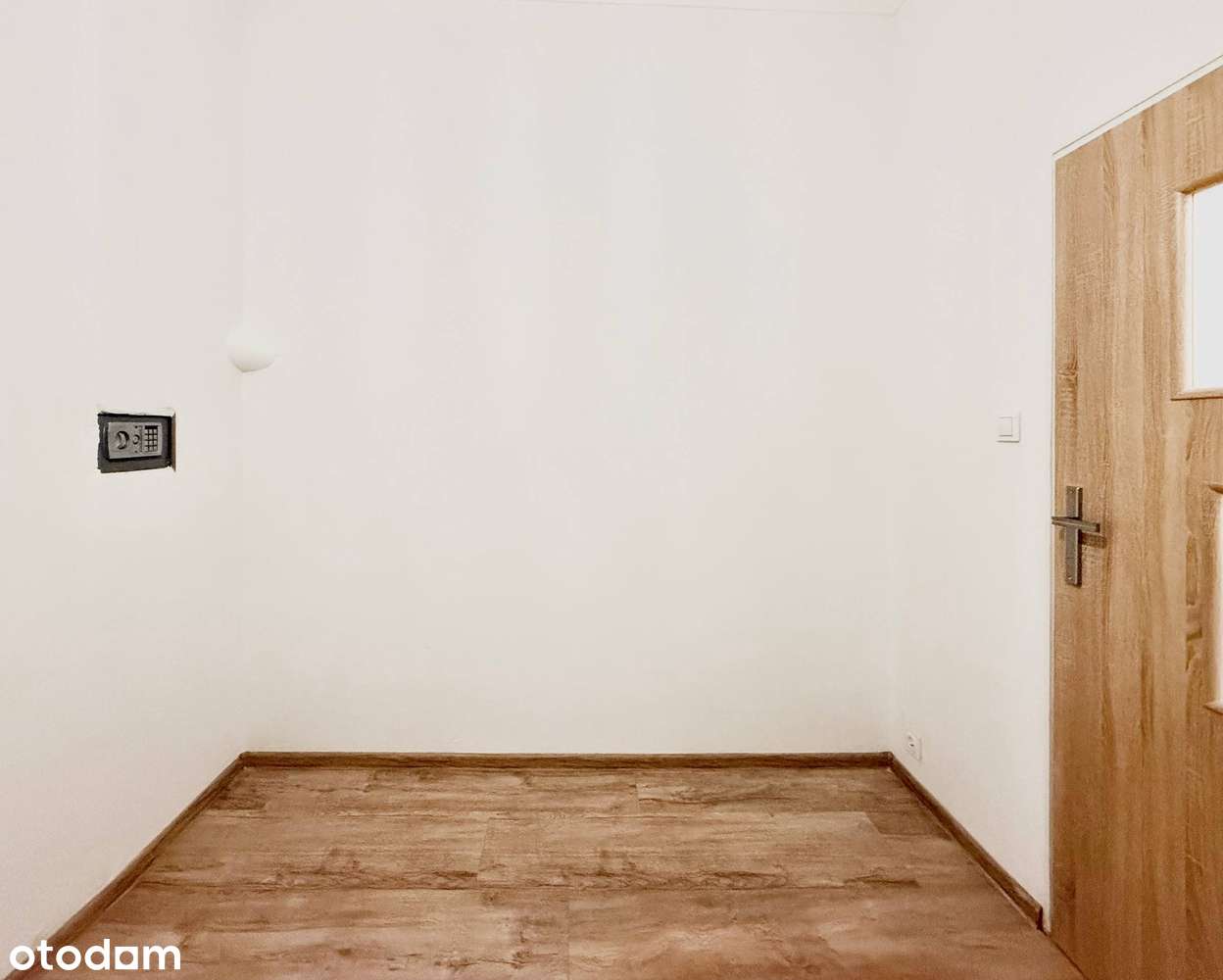 2 pokoje | 37m2 + piwnica 7m2 | Inwestycja | ROI - 7% | Wysokie sufity-7