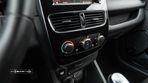 Renault Clio Sport Tourer 1.5 dCi Limited - 22