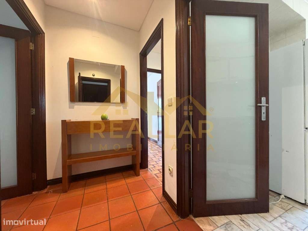 Apartamento T2 a um min. da Praia na Póvoa de Varzim - Grande imagem: 4/24