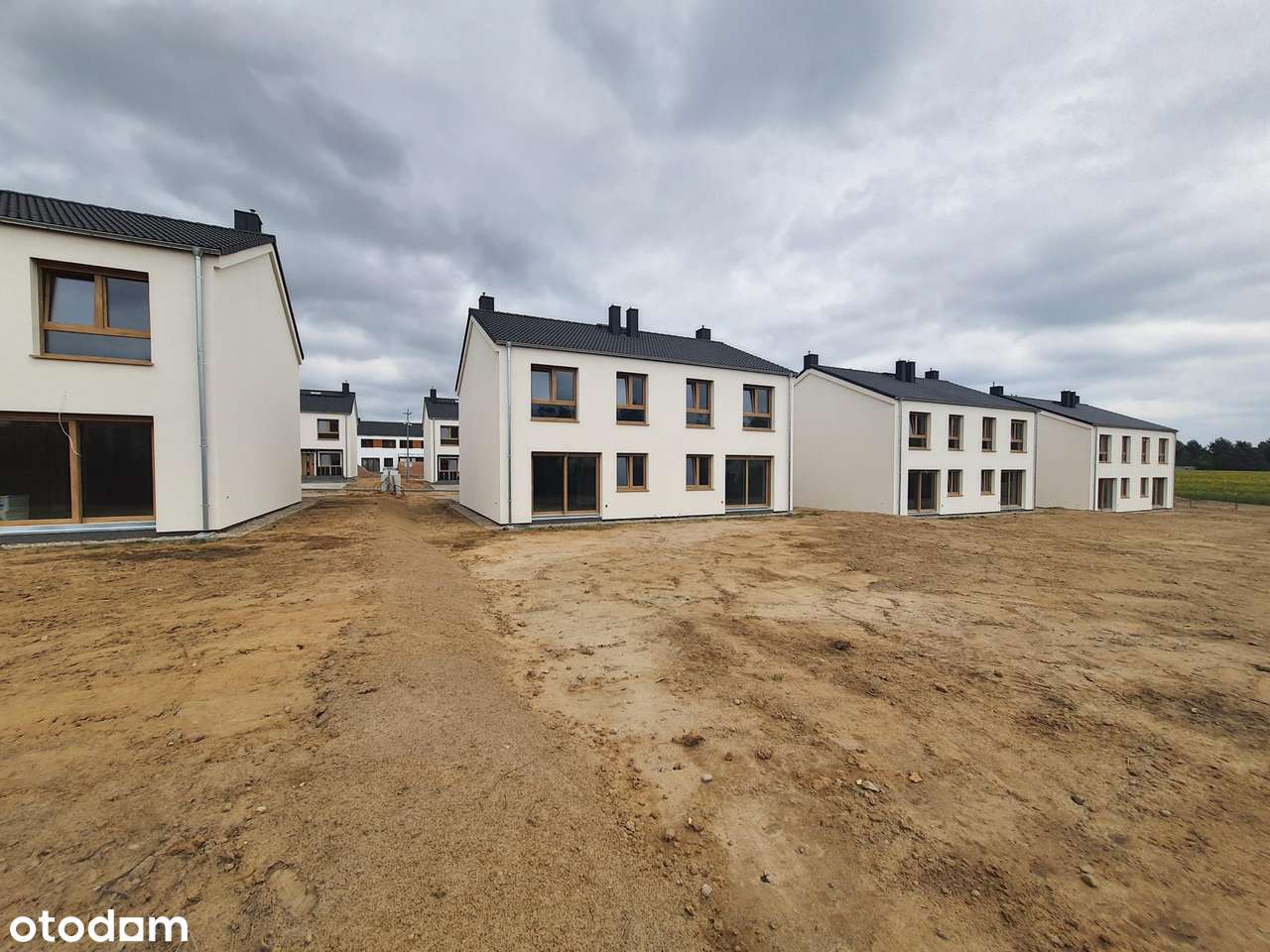 PROMOCJA Dom Gardenia w Rokietnicy. Duży ogród, pełna infrastruktura-2