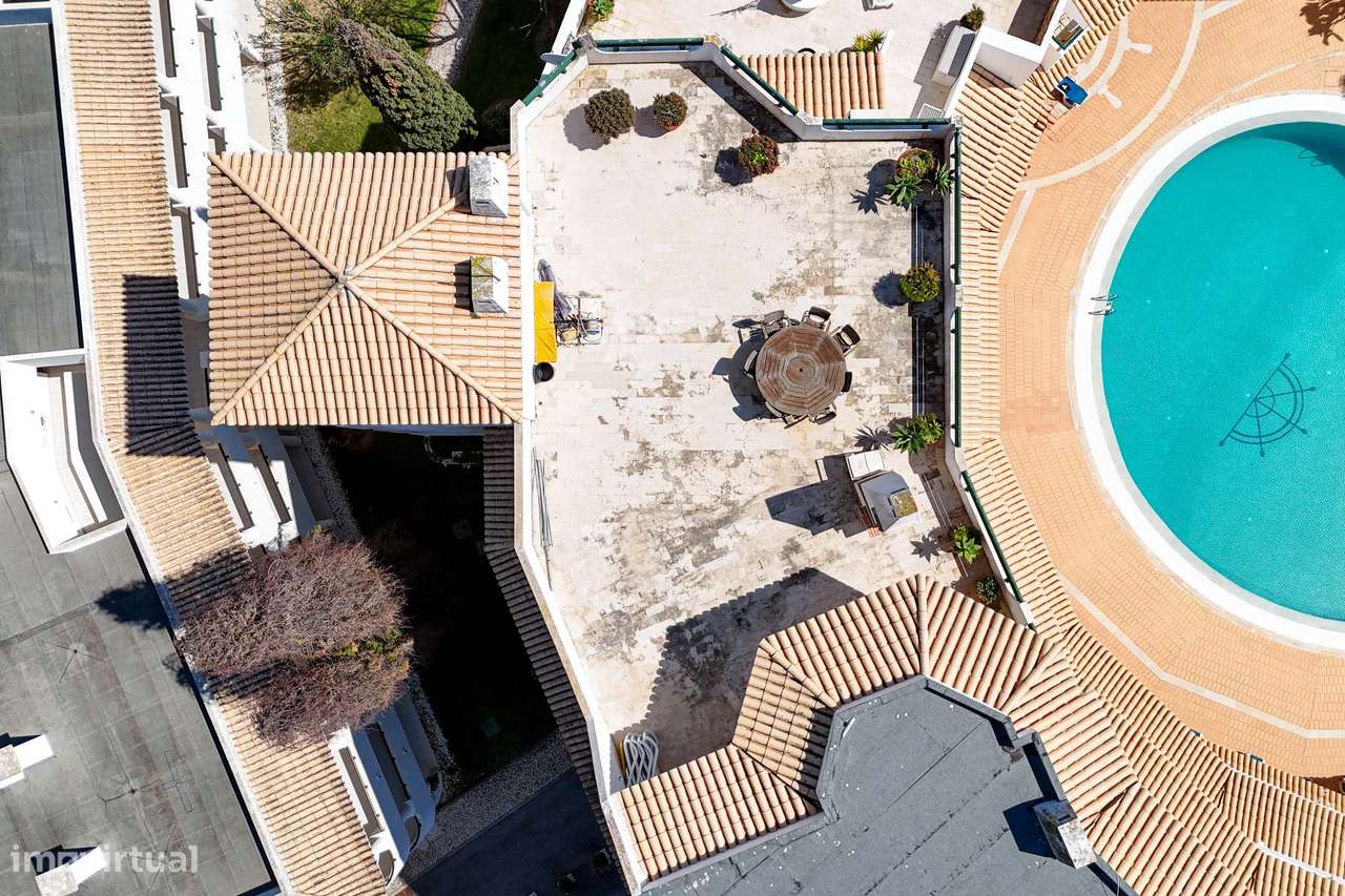 Penthouse Excecional com Amplo Terraço e Vistas Panorâmicas para o Mar-6