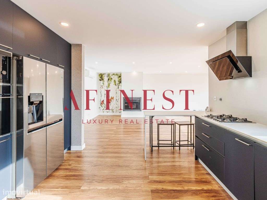 MORADIA T4 COMO NOVA | VISTA MAR E SERRA DE SINTRA | 5KM DA PRAIA D... - Grande imagem: 4/60