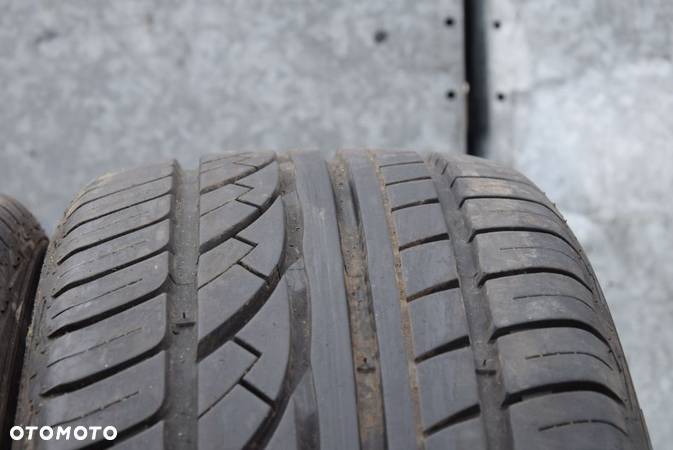 OPONA 225/55 R17 - 3