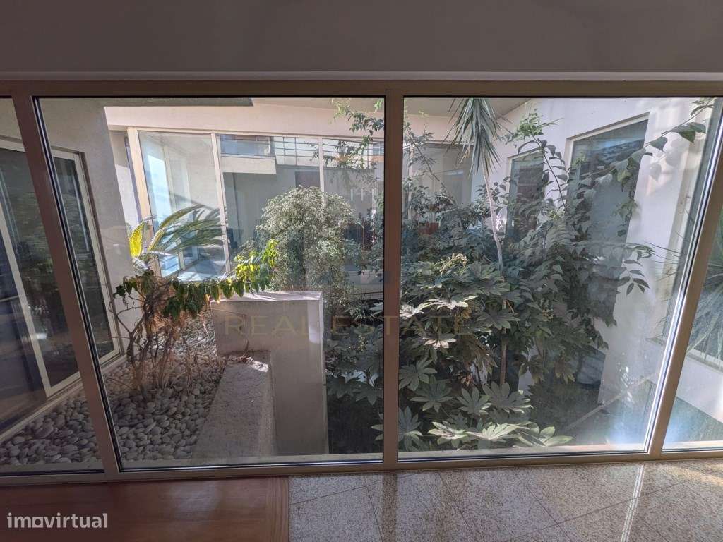 Moradia T5 de Luxo em São Romão do Coronado-45