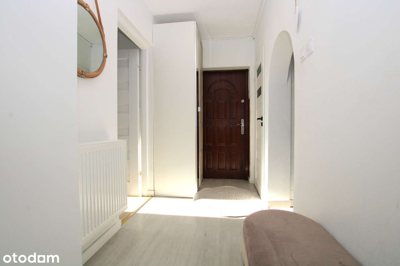 Mieszkanie 5-pokojowe z ogródkiem przy budynku MEDIA MIEJSKIE-16