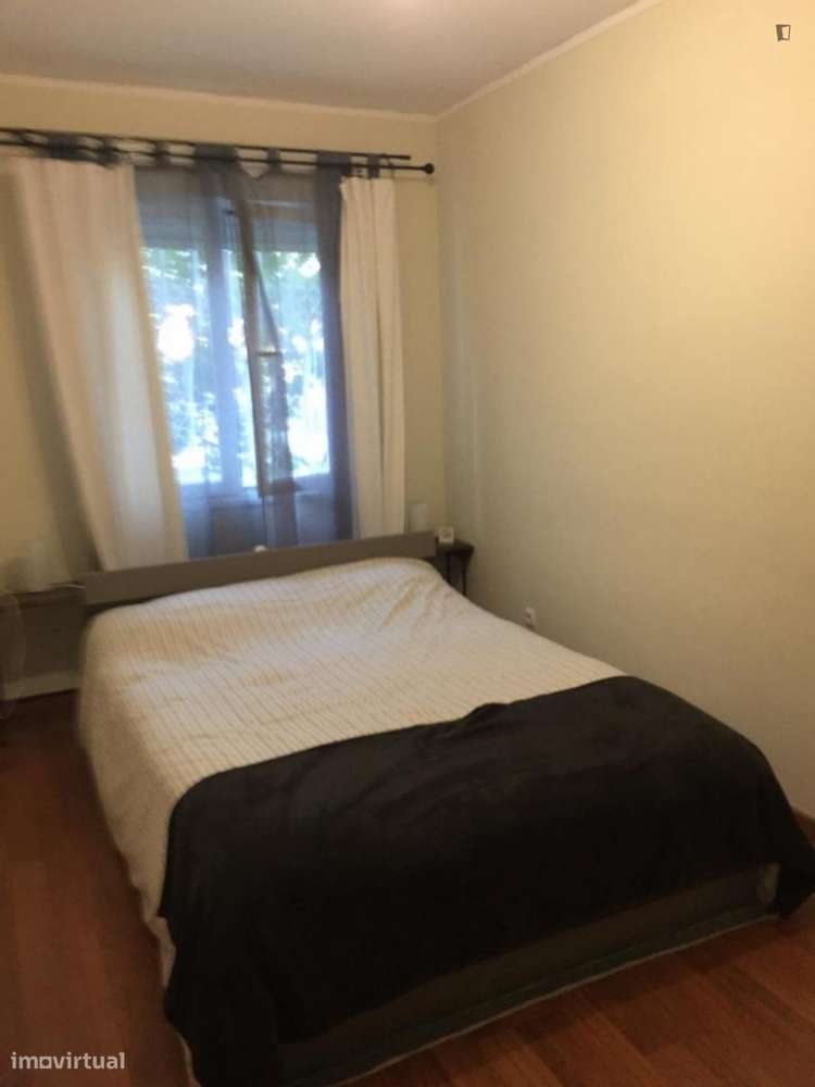 Quarto - localizado em Lisbon - Grande imagem: 4/10