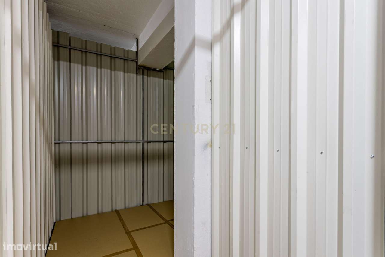 Garagem com Negócio em Funcionamento e Elevado Potencial de Rentabilid-5