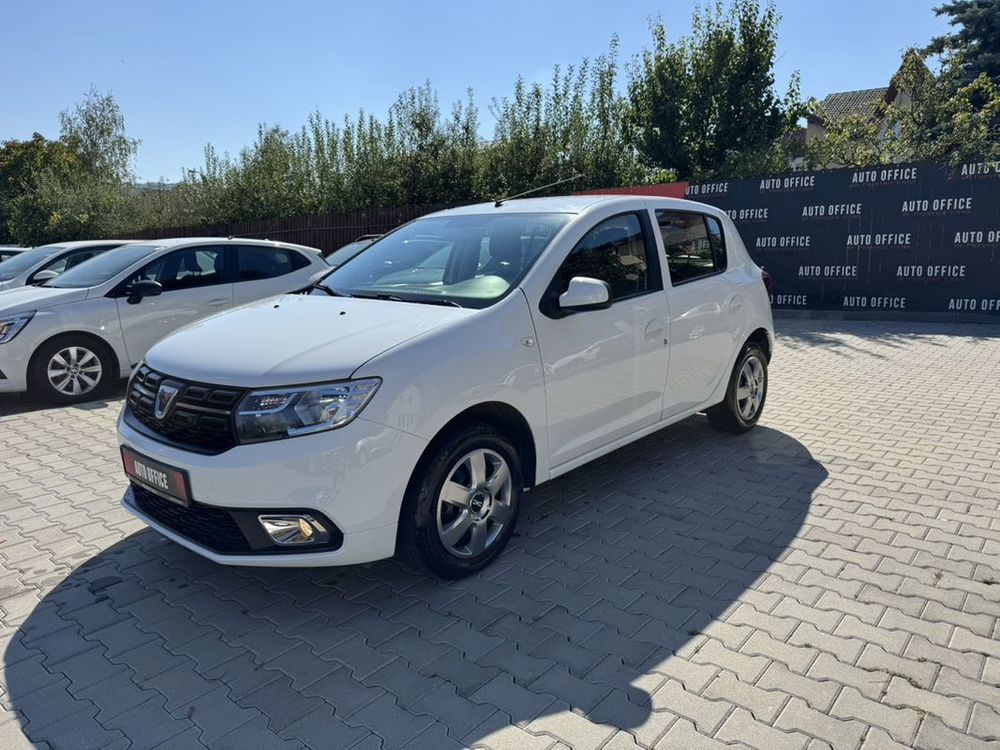 dacia sandero   1 5 blue dci laureate