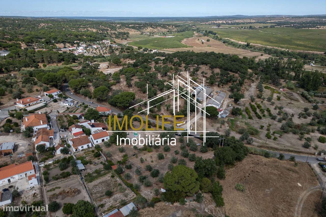 Quinta T4 em Mora-36