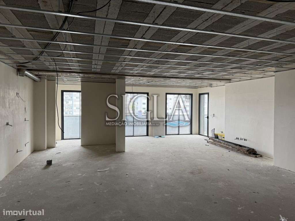 T3 em Santa Marinha - Grande imagem: 2/21