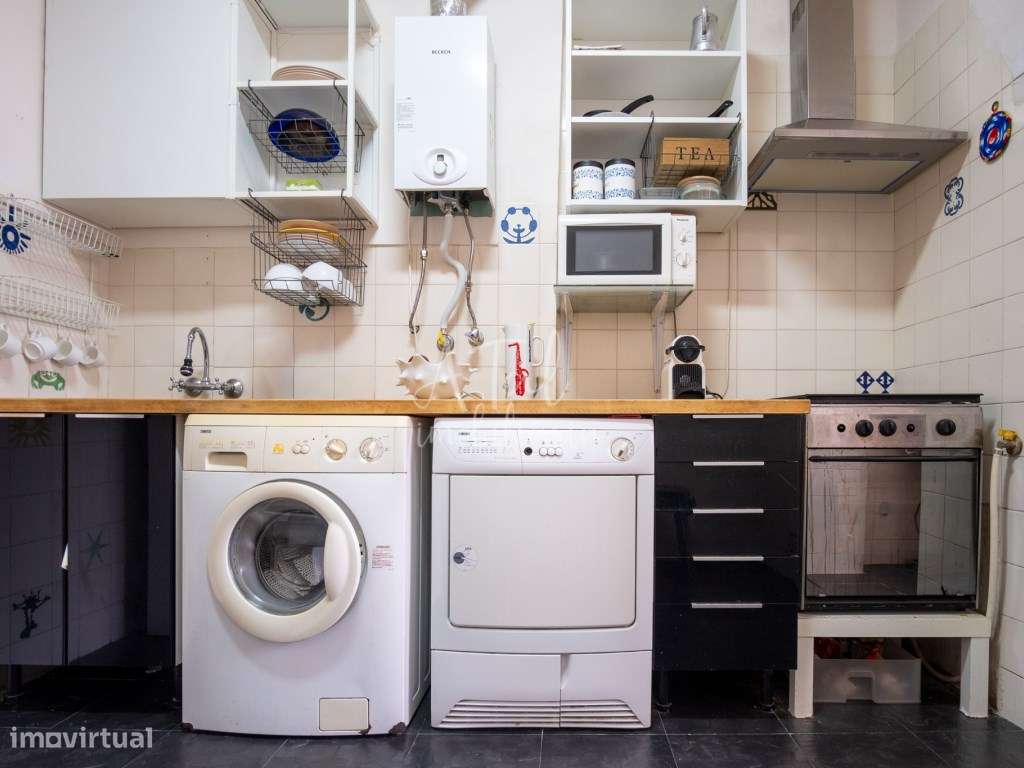 Apartamento T2 C/TERRAÇO no centro de Lisboa-12