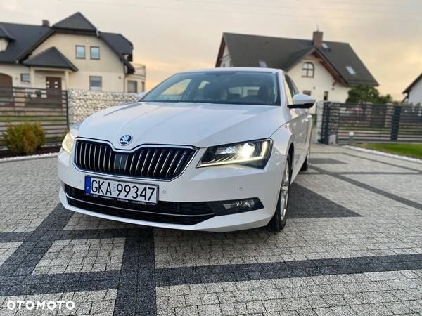 Skoda Superb 1.6 TDI Ambition DSG - 3