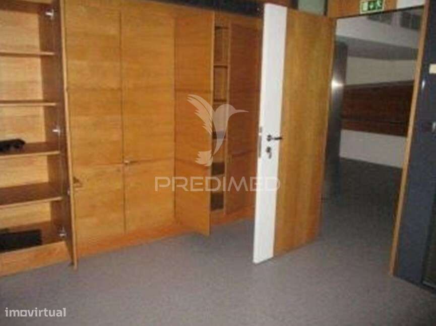 Loja: Espaço comercial / serviços de 2 pisos em Águeda - Grande imagem: 4/6