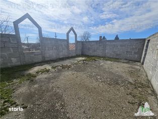 Teren 2400mp stradal + casa batraneasca in Mihai Voda Giurgiu - Imagine principală: 3/5