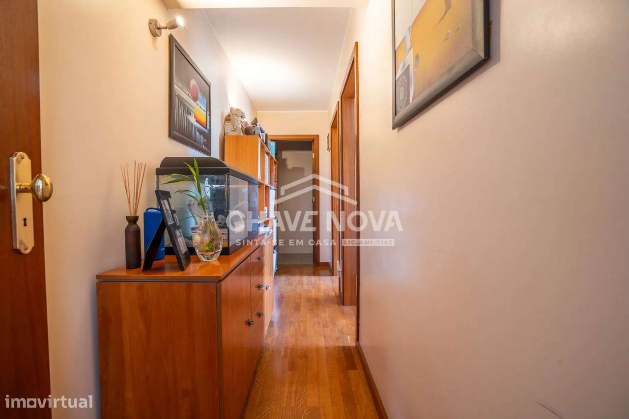 Apartamento T2 c/ Lugar de Garagem na Foz do Douro-10