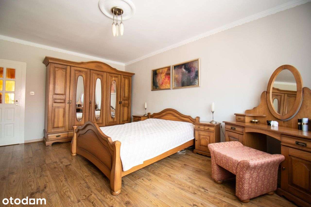 Bardzo zadbany, z dużym garażem, bez prowizji-14