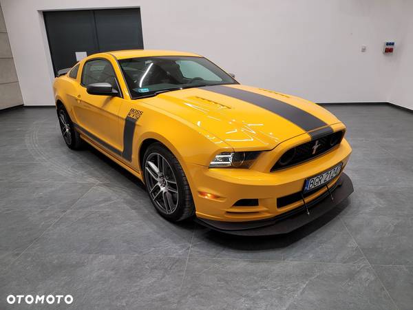 Ford Mustang - 13