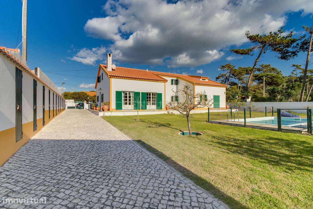 Moradia isolada T4 na Praia das Maçãs - Colares - Grande imagem: 3/47