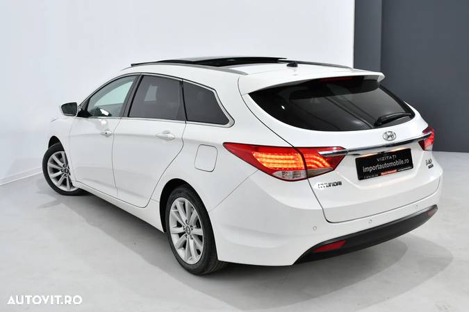 Hyundai i40 Kombi 1.7 CRDi Premium - 13