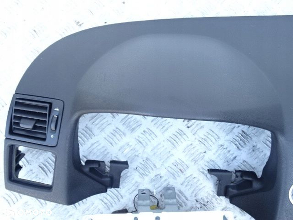 Kokpit, poduszki, pasy kpl. Volvo V50 EUROPA - 7