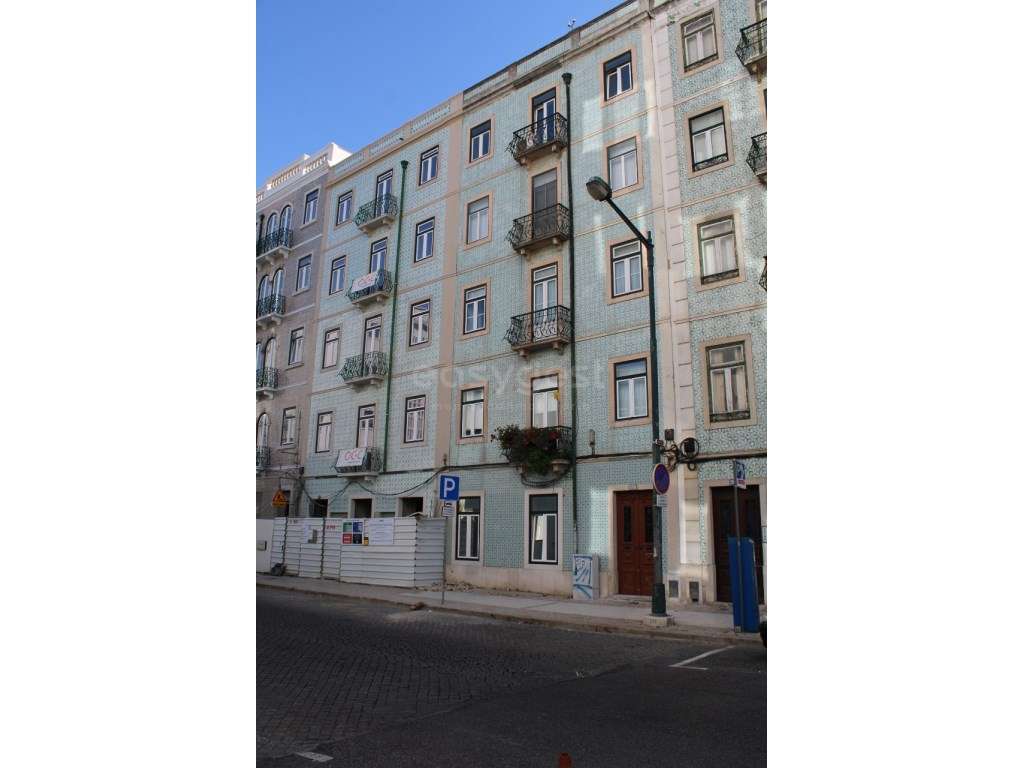 Apartamento T3+1 com jardim privativo - Centro Lisboa - Rua Gomes F... - Grande imagem: 2/43
