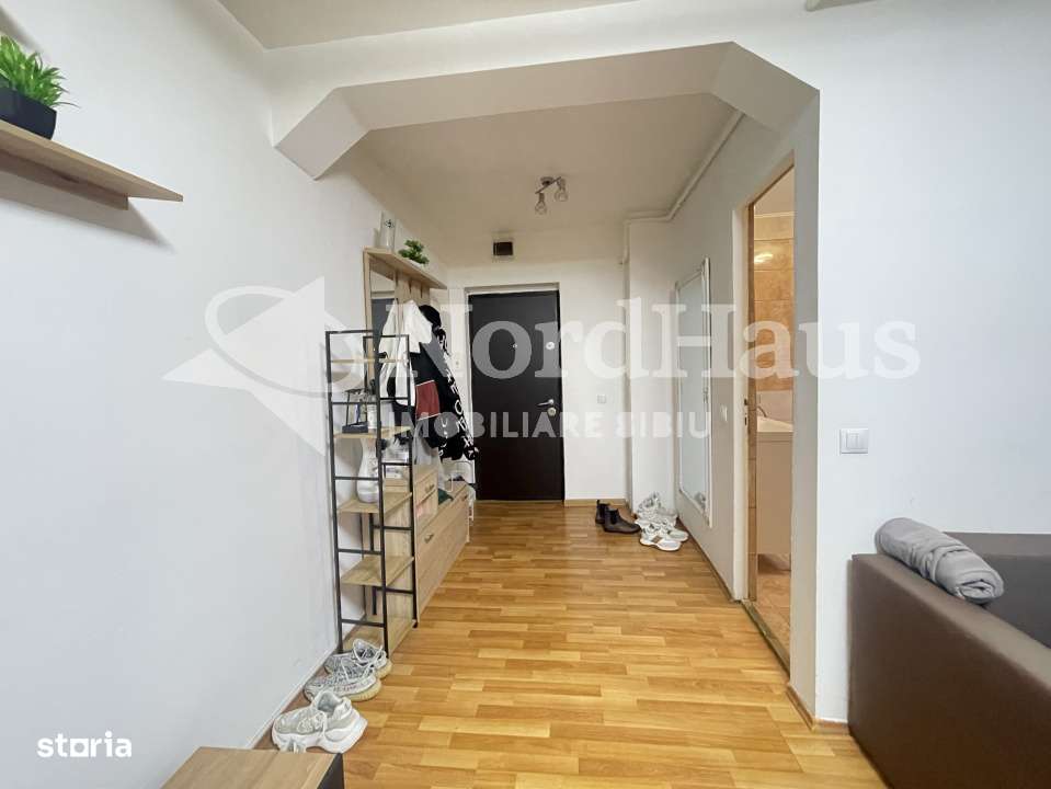 DE VANZARE APARTAMENT TIP MANSARDA | UTILAT | MOBILAT | VASILE AARON-2