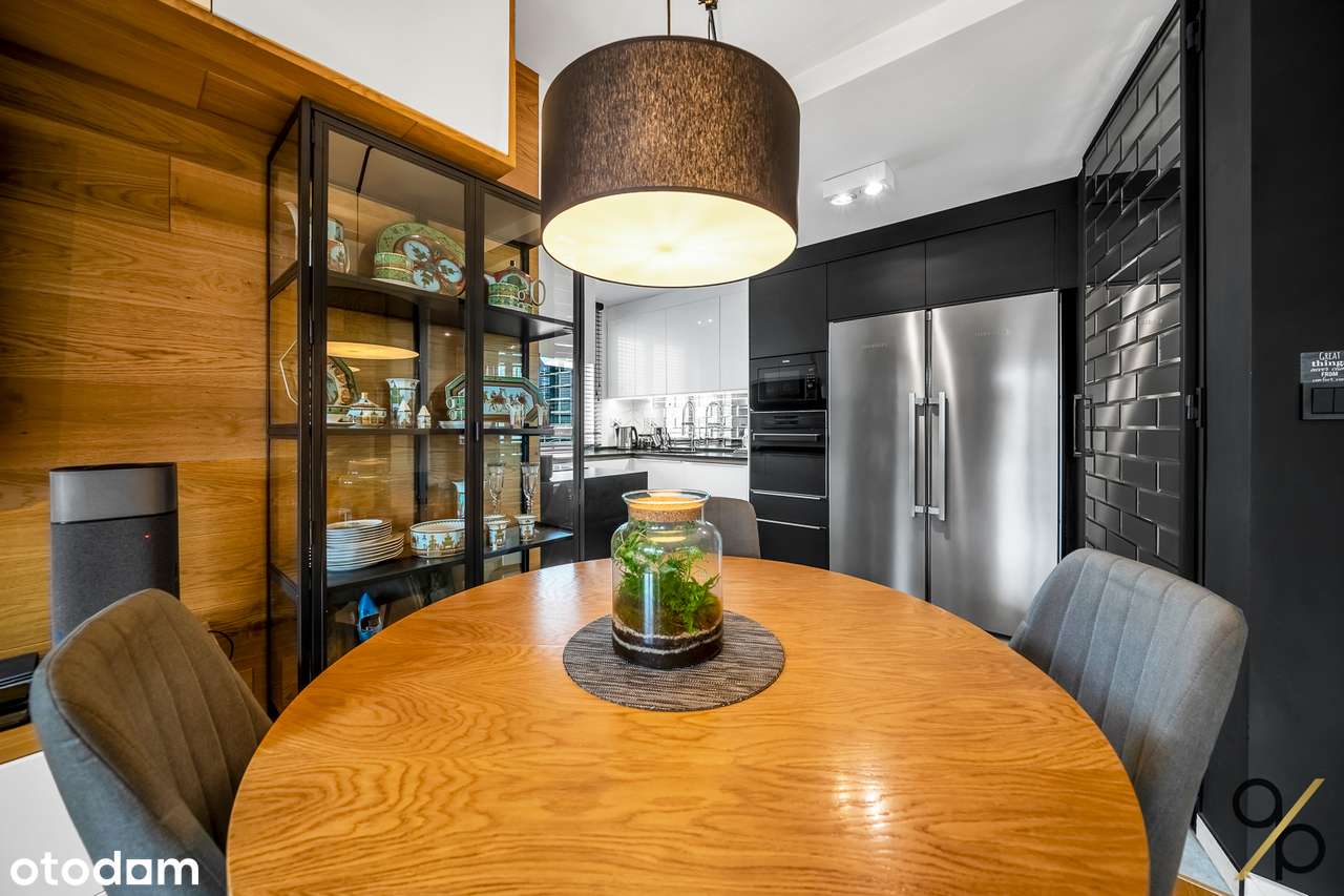 Apartament 107 m² Wysoki standard Garaż Aleje Jerozolimskie 151-4