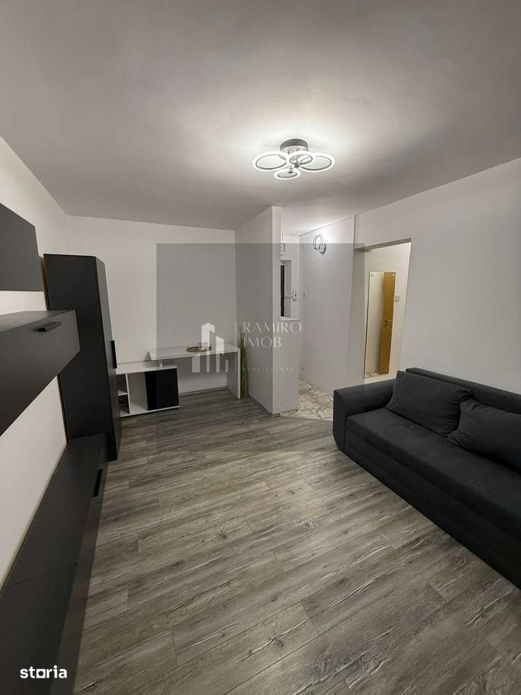 Apartament 2 camere semi-decomandat Salaj