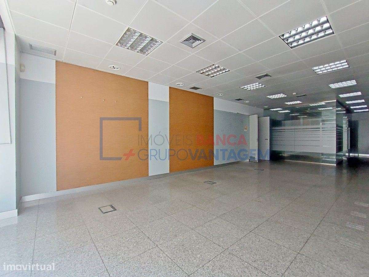 Loja 406m2 Av Novas - Lisboa - Grande imagem: 4/30