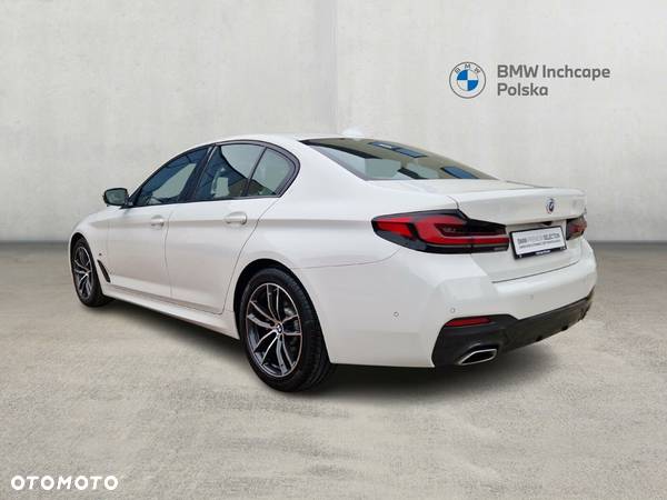 BMW Seria 5 520d xDrive mHEV M Sport sport - 3