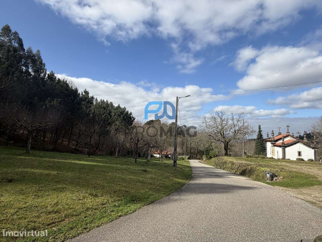 Armazém com 140 m2 inserido em terreno com 1989m2-35