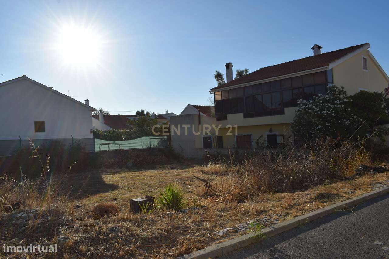 Terreno Urbano de 318 m² em Palmela: Viabilidade para Moradia de 210 m-5