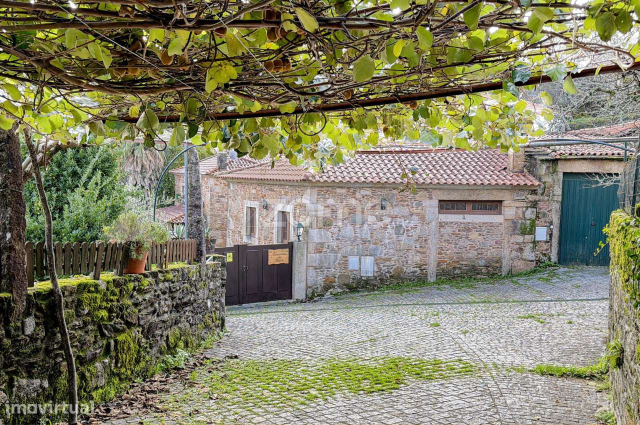 Duas moradias c/ piscina e vista deslumbrante | S. João d’Arga,Cami... - Grande imagem: 3/34