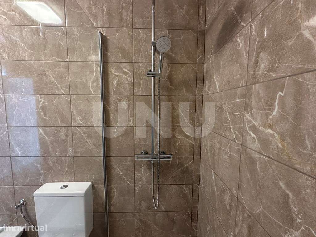 Apartamento T3 Remodelado-26