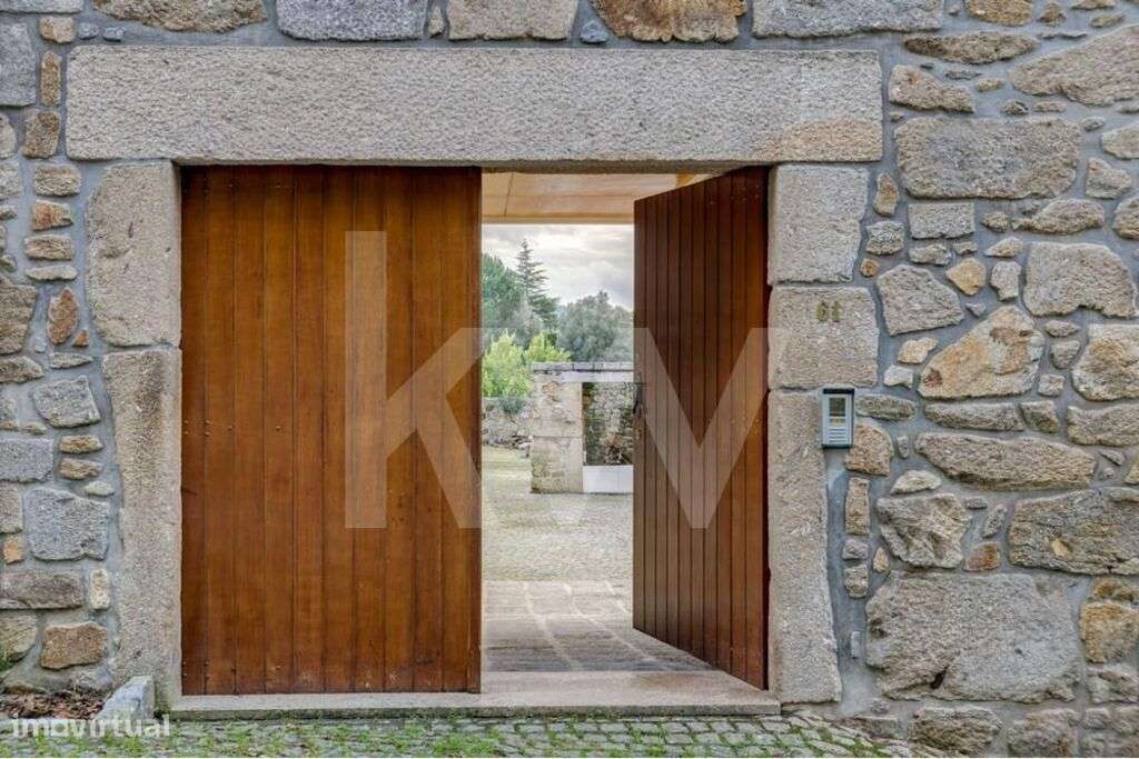 Quinta T4 com piscina, ringue de futebol (quase 20.000M2) em Navarra - - Grande imagem: 2/56