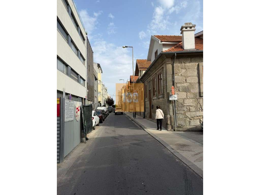 Moradia com jardim em Matosinhos Sul-26