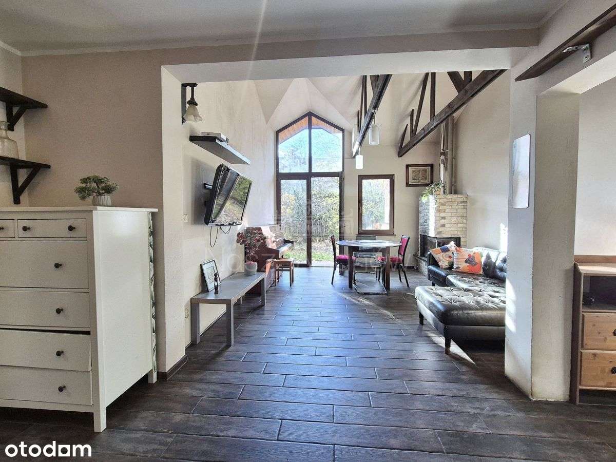 Romantyczny dom w tajemniczym ogrodzie-4