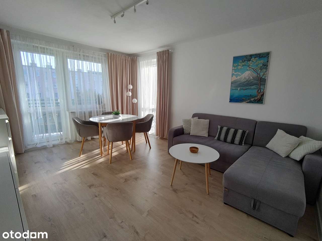 2 pokoje | komfortowy blok | wyposażone | prywatny parking | 2 balkony - Pełny obrazek: 1/18